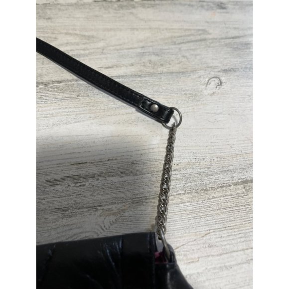 Woman’s black genuine leather small purse with partial chain handle and tassels - Picture 4 of 6